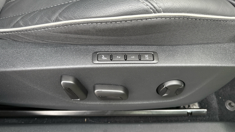 Skoda Enyaq 220kW vRS 82kWh 4x4 5dr Auto Electric 